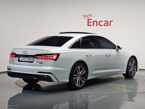 2023 Audi A6 с пробегом 30 583 км