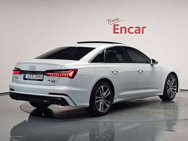 2023 Audi A6 с пробегом 30 583 км