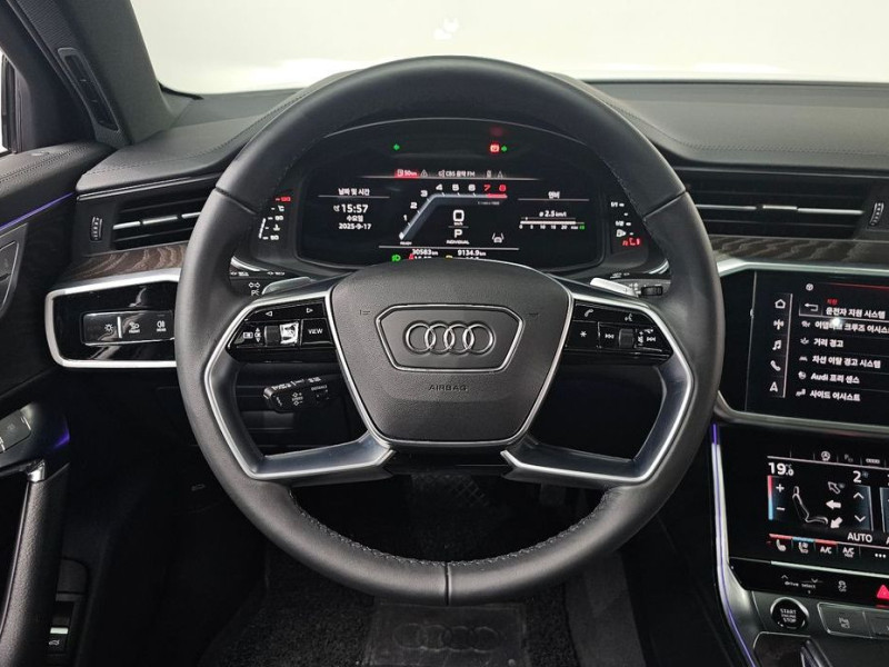 2023 Audi A6 с пробегом 30 583 км
