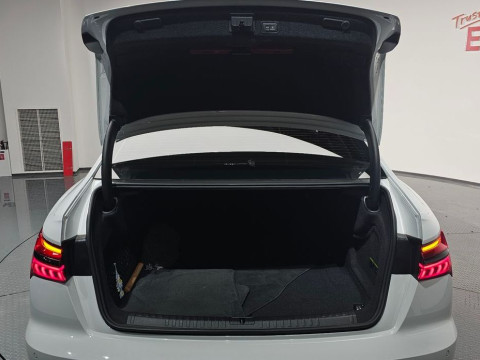 2023 Audi A6 с пробегом 30 583 км