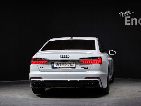 2021 Audi A6 с пробегом 86 932 км