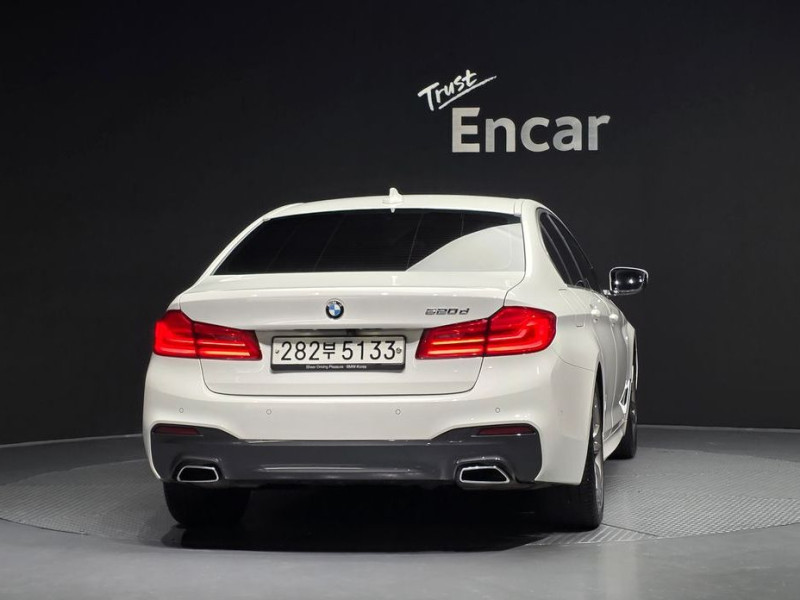 2020 BMW 5 серии с пробегом 105 780 км