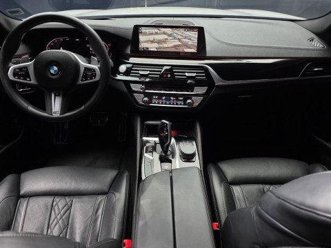 2020 BMW 5 серии с пробегом 105 780 км