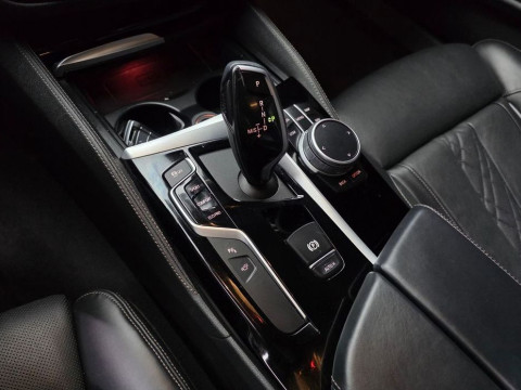 2020 BMW 5 серии с пробегом 105 780 км