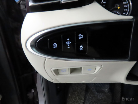 2021 Genesis GV70 с пробегом 48 232 км