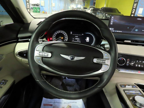 2021 Genesis GV70 с пробегом 48 232 км