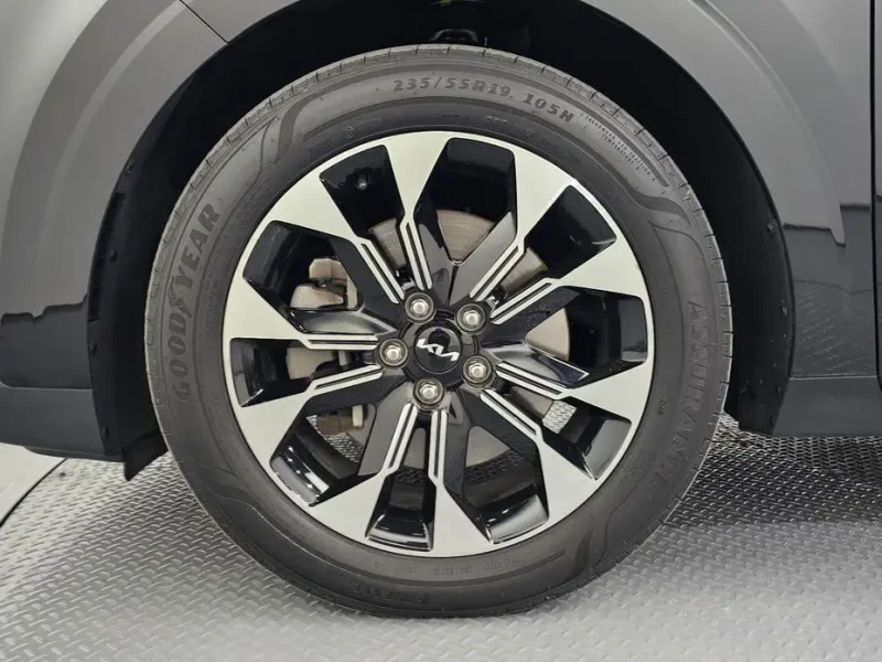 2022 Kia Carnival с пробегом 75 724 км