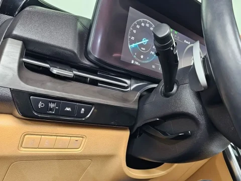 2022 Kia Carnival с пробегом 75 724 км