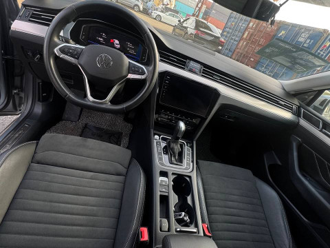 2021 Volkswagen Passat с пробегом 31 700 км