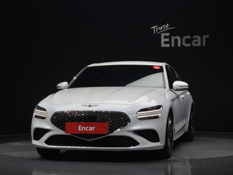 2022 Genesis G70 с пробегом 53 995 км