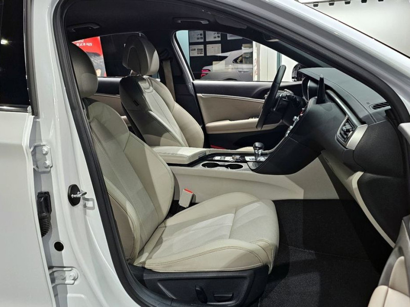 2022 Genesis G70 с пробегом 53 995 км