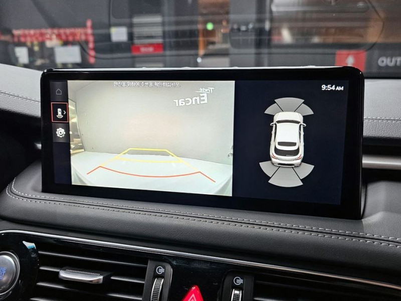 2022 Genesis G70 с пробегом 53 995 км