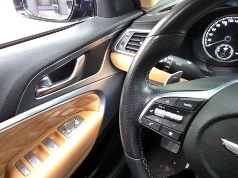 2022 Genesis G70 с пробегом 74 521 км