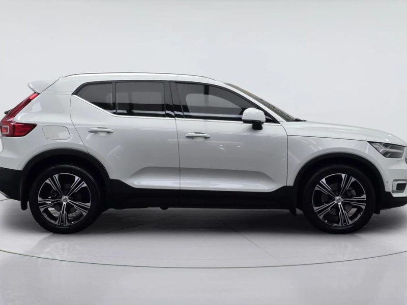 2020 Volvo XC40 с пробегом 72 068 км