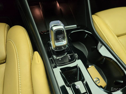 2020 Volvo XC40 с пробегом 72 068 км