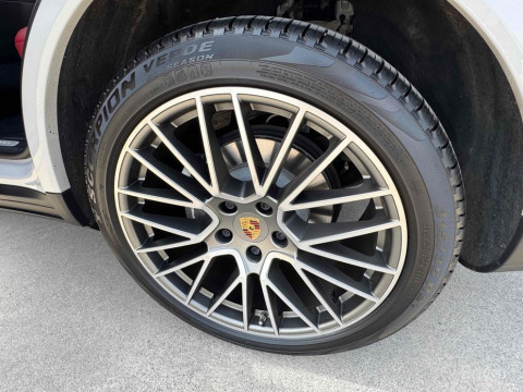 2022 Porsche Cayenne с пробегом 33 647 км