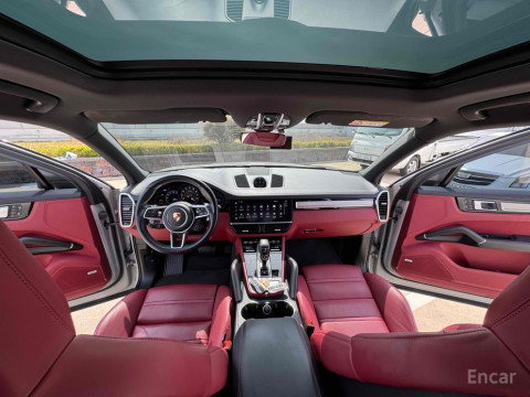 2022 Porsche Cayenne с пробегом 33 647 км