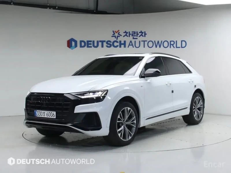 Audi Q8