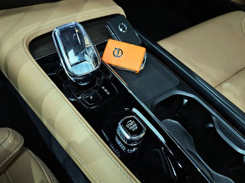 2022 Volvo S90 с пробегом 63 622 км