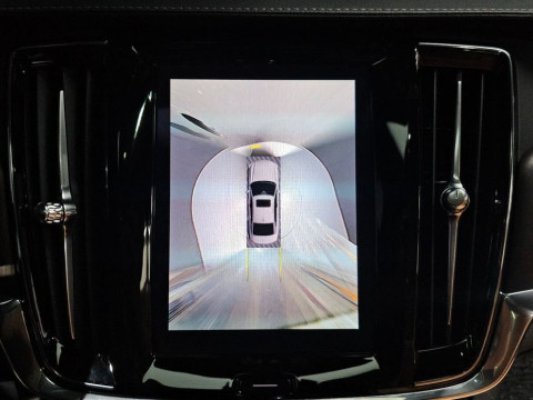2023 Volvo S90 с пробегом 32 370 км