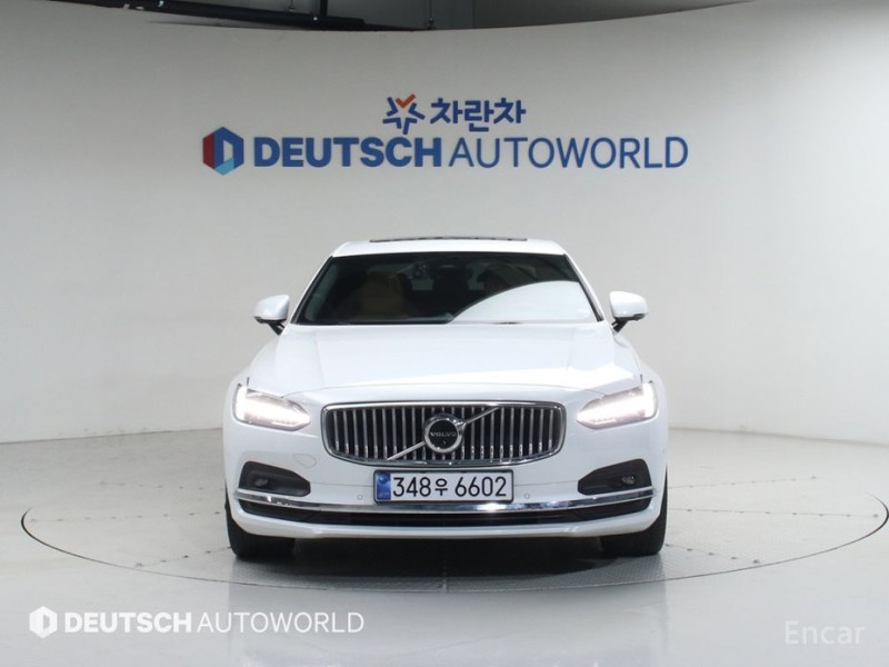 2022 Volvo S90 с пробегом 75 426 км