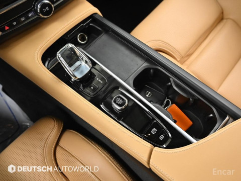 2022 Volvo S90 с пробегом 75 426 км