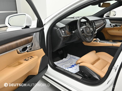 2022 Volvo S90 с пробегом 75 426 км