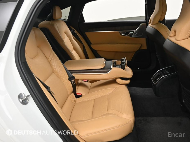 2022 Volvo S90 с пробегом 75 426 км