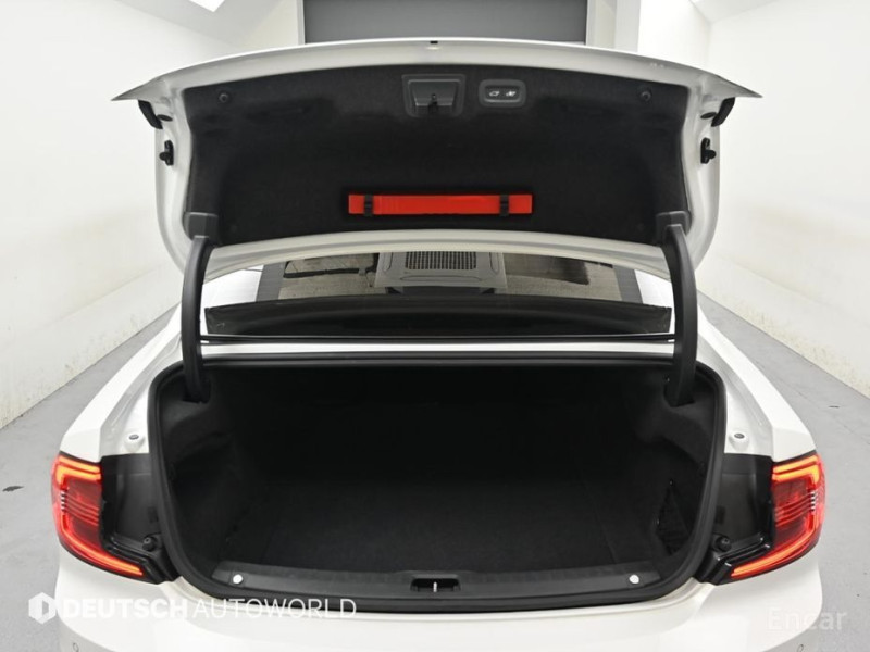 2022 Volvo S90 с пробегом 75 426 км