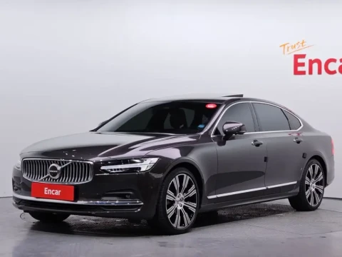 2022 Volvo S90 с пробегом 41 806 км