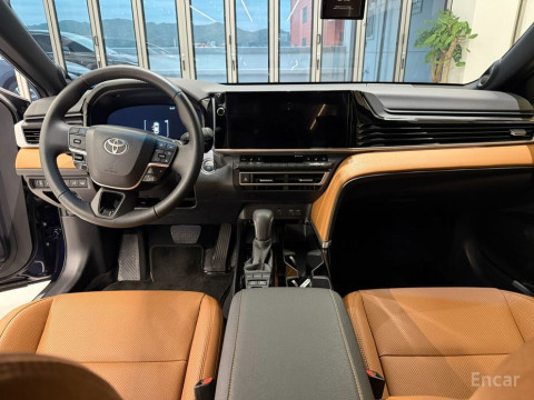 2025 Toyota Camry с пробегом 2 075 км