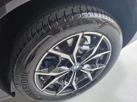 2024 BMW X4 с пробегом 25 900 км