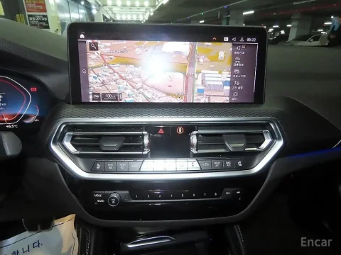 2023 BMW X4 с пробегом 30 829 км