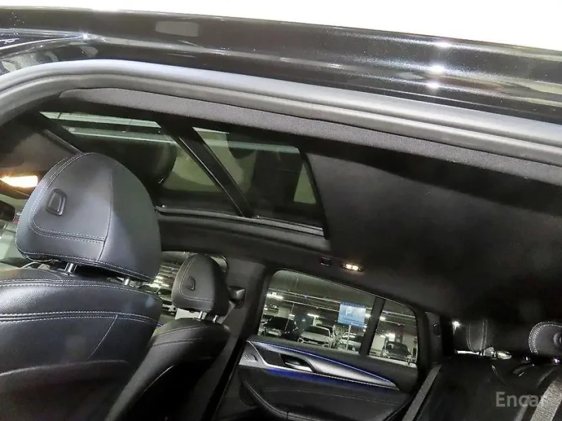 2023 BMW X4 с пробегом 30 829 км