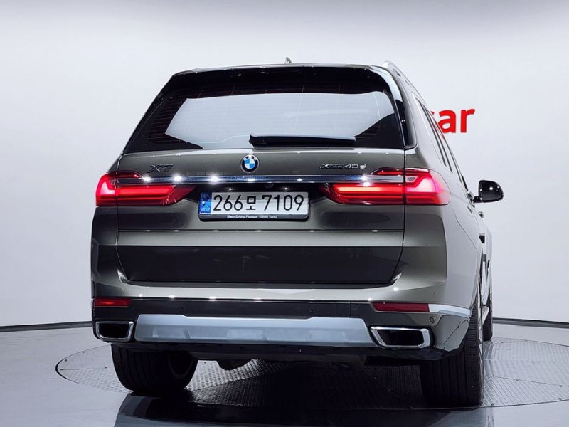 2022 BMW X7 с пробегом 45 202 км