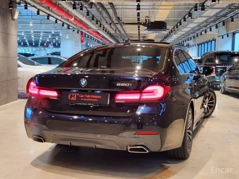 2020 BMW 5 серии с пробегом 79 800 км