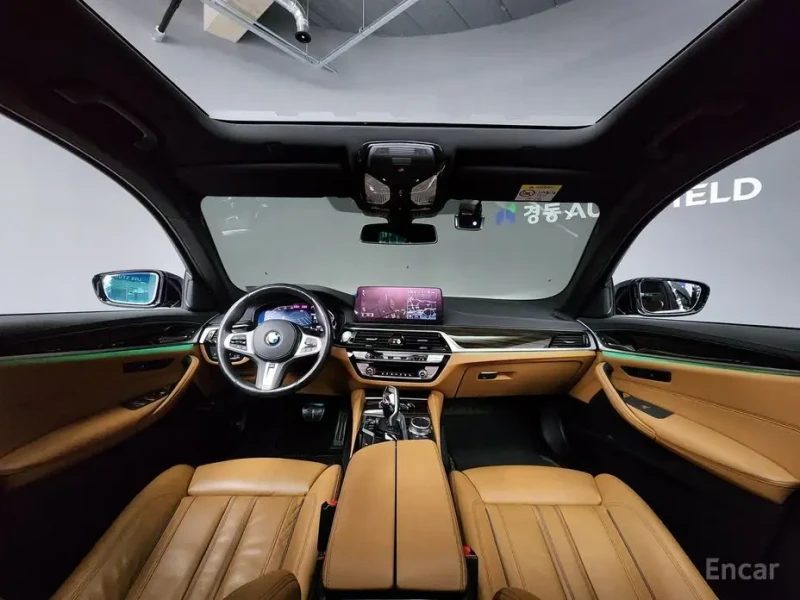 2020 BMW 5 серии с пробегом 79 800 км