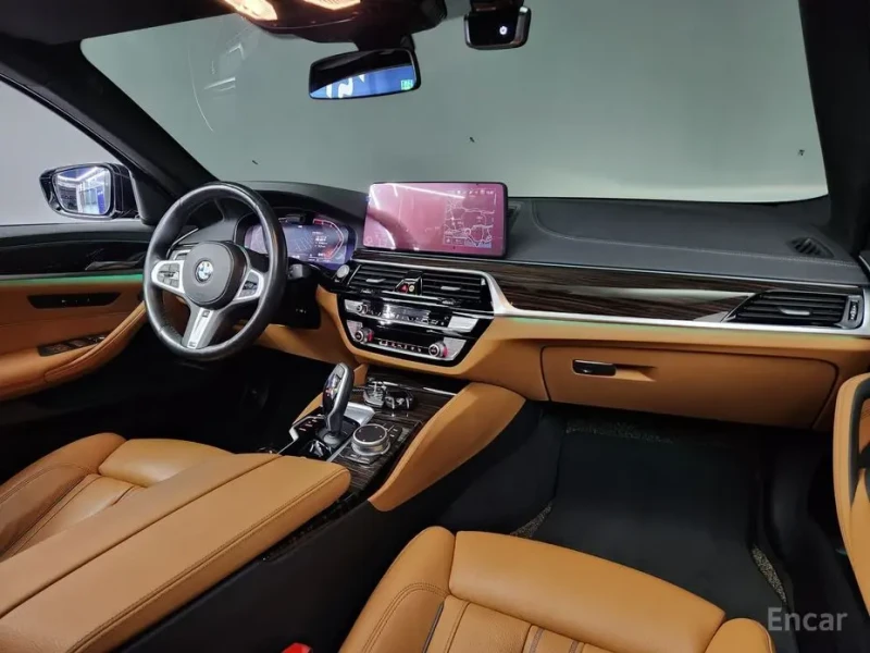 2020 BMW 5 серии с пробегом 79 800 км