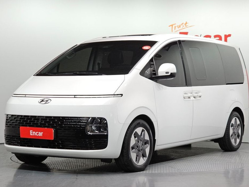 Hyundai Staria