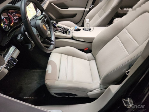 2022 Porsche Panamera с пробегом 22 890 км