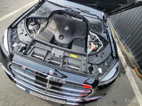 2022 Mercedes-Benz S-Класс с пробегом 25 152 км