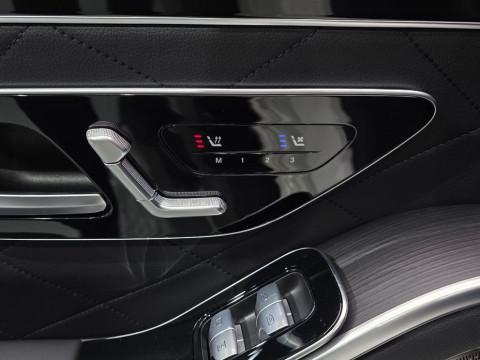 2023 Mercedes-Benz S-Класс с пробегом 18 384 км