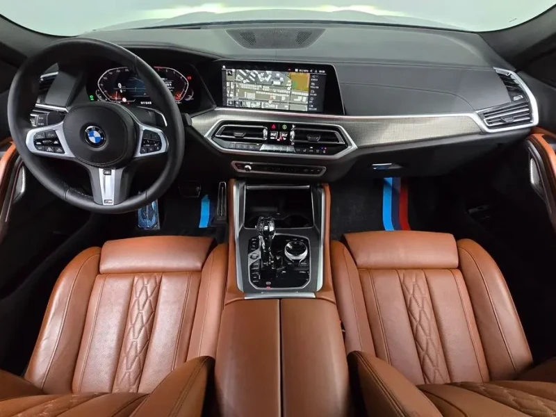 2022 BMW X6 с пробегом 35 886 км