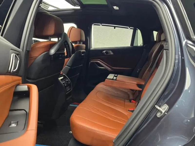 2022 BMW X6 с пробегом 35 886 км