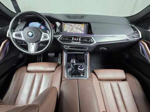 2022 BMW X6 с пробегом 60 733 км