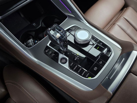 2022 BMW X6 с пробегом 60 733 км