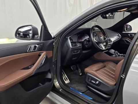 2022 BMW X6 с пробегом 60 733 км