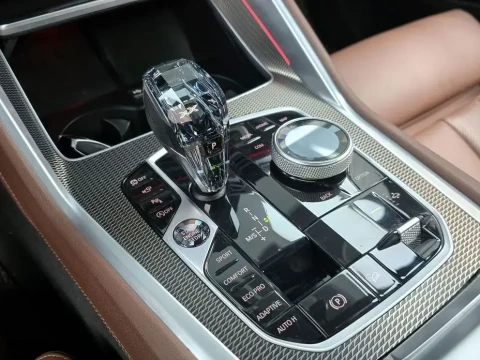 2022 BMW X6 с пробегом 129 012 км