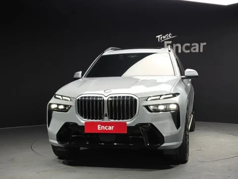 2024 BMW X7 с пробегом 18 583 км