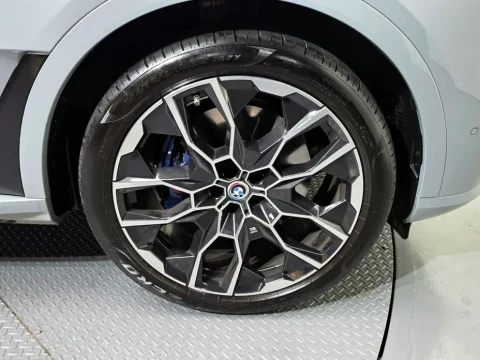 2024 BMW X7 с пробегом 18 920 км